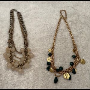 Set of necklaces.